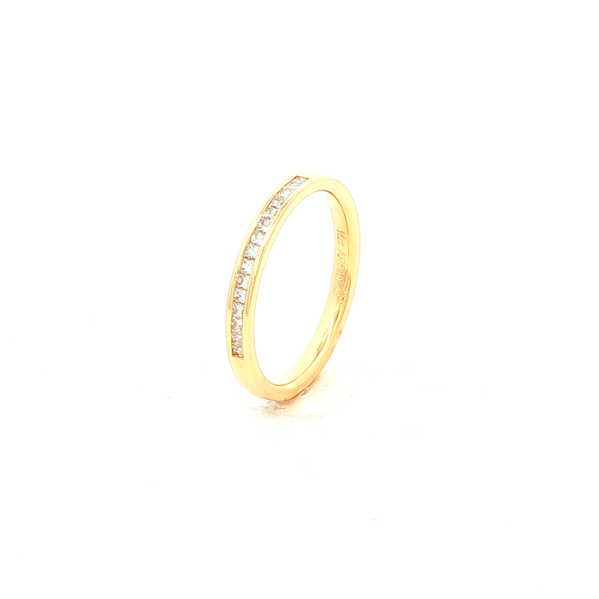 Straight Chanel Set Diamond Wedding Band in Yellow Gold