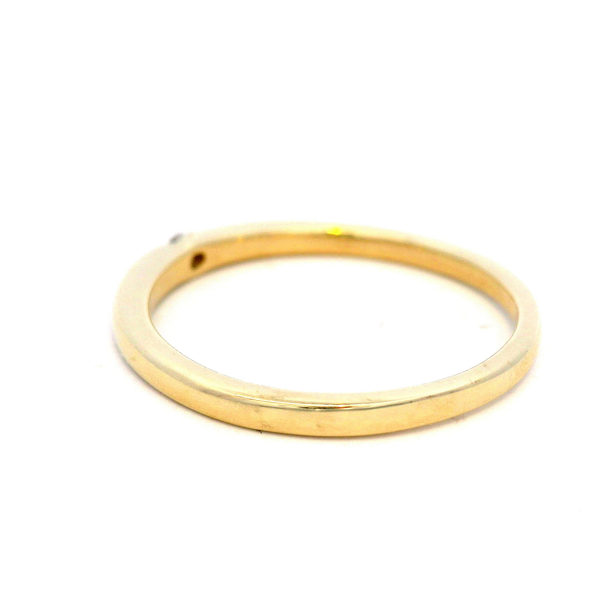 9 Carat Yellow Gold Ring with Diamond