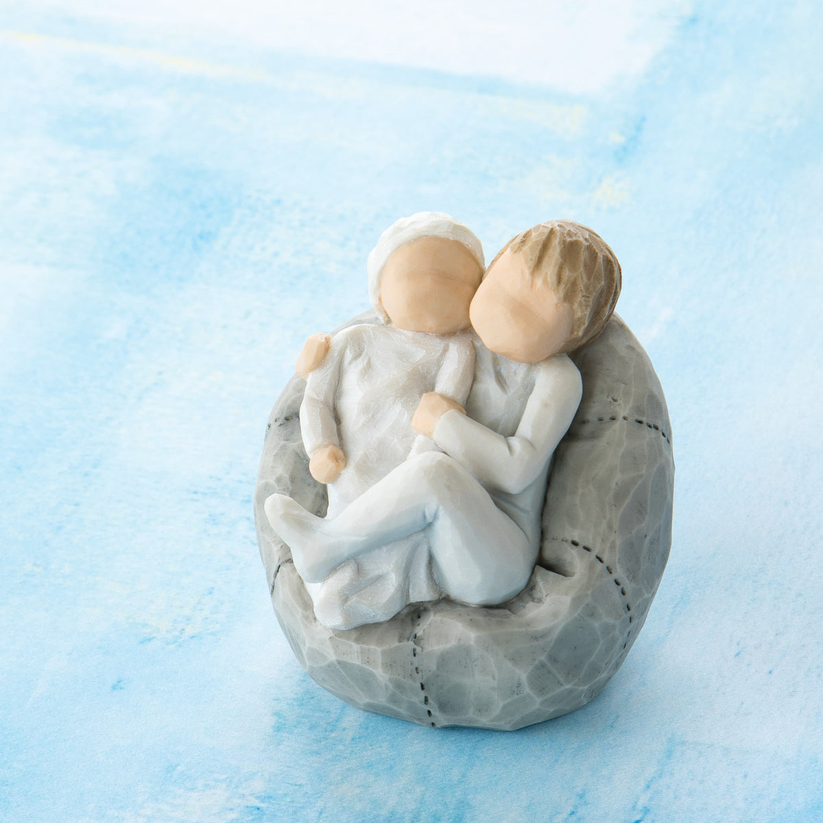 Willow Tree  - My new baby (sky)