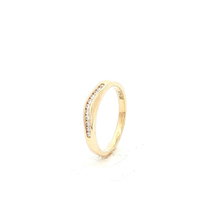 Curved Diamond Set Wedding Band