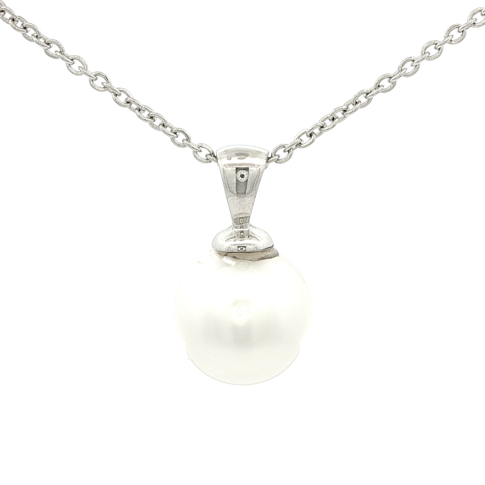 South Seas Pearl Necklace in White Gold