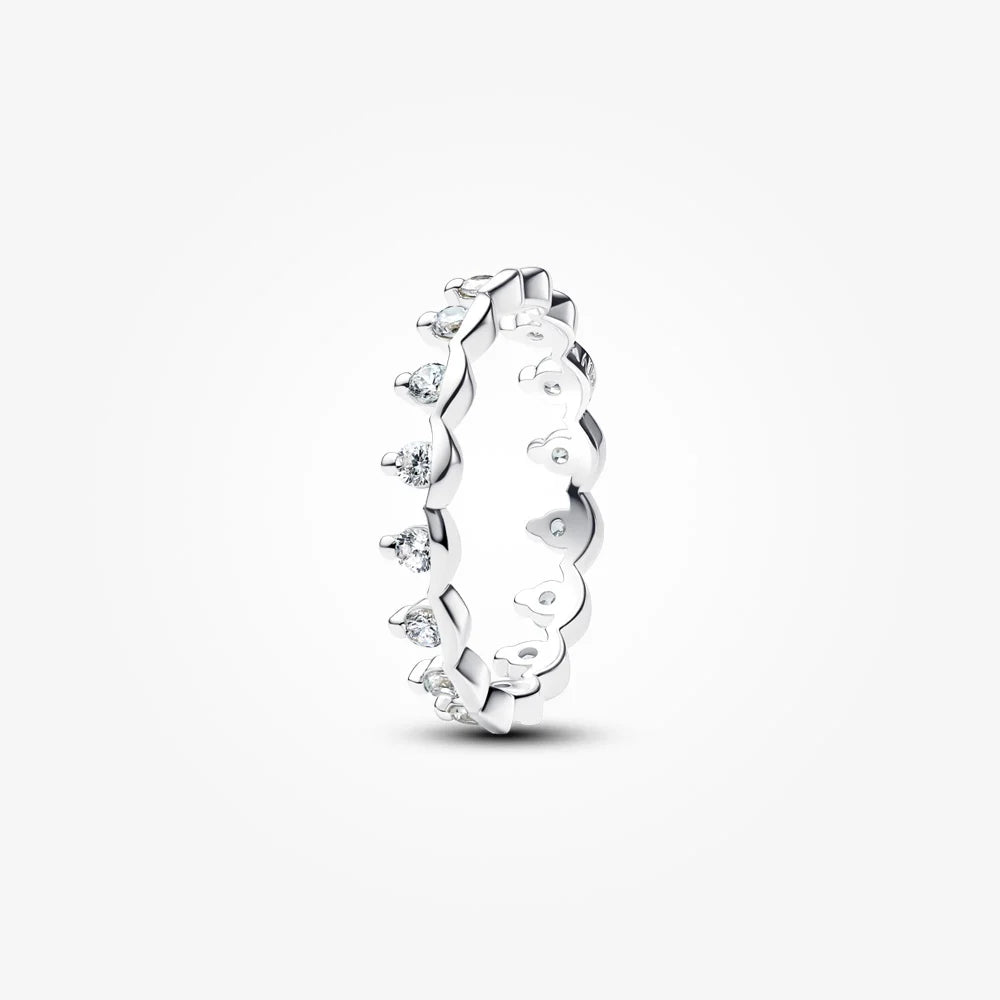 Pandora Sparkling Regal Band Ring