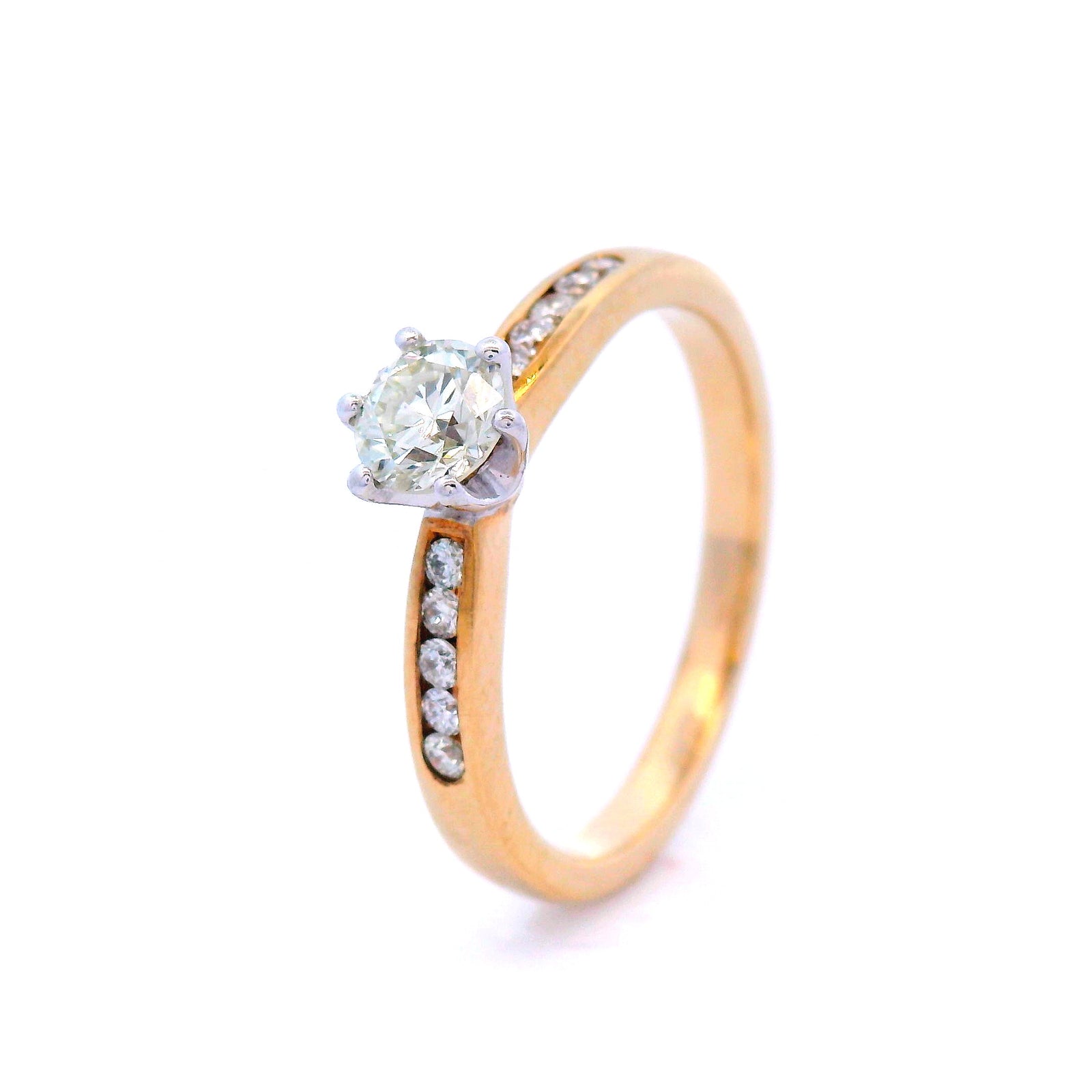 9ct Yellow/White Gold Diamond 6 Claw Engagement Ring