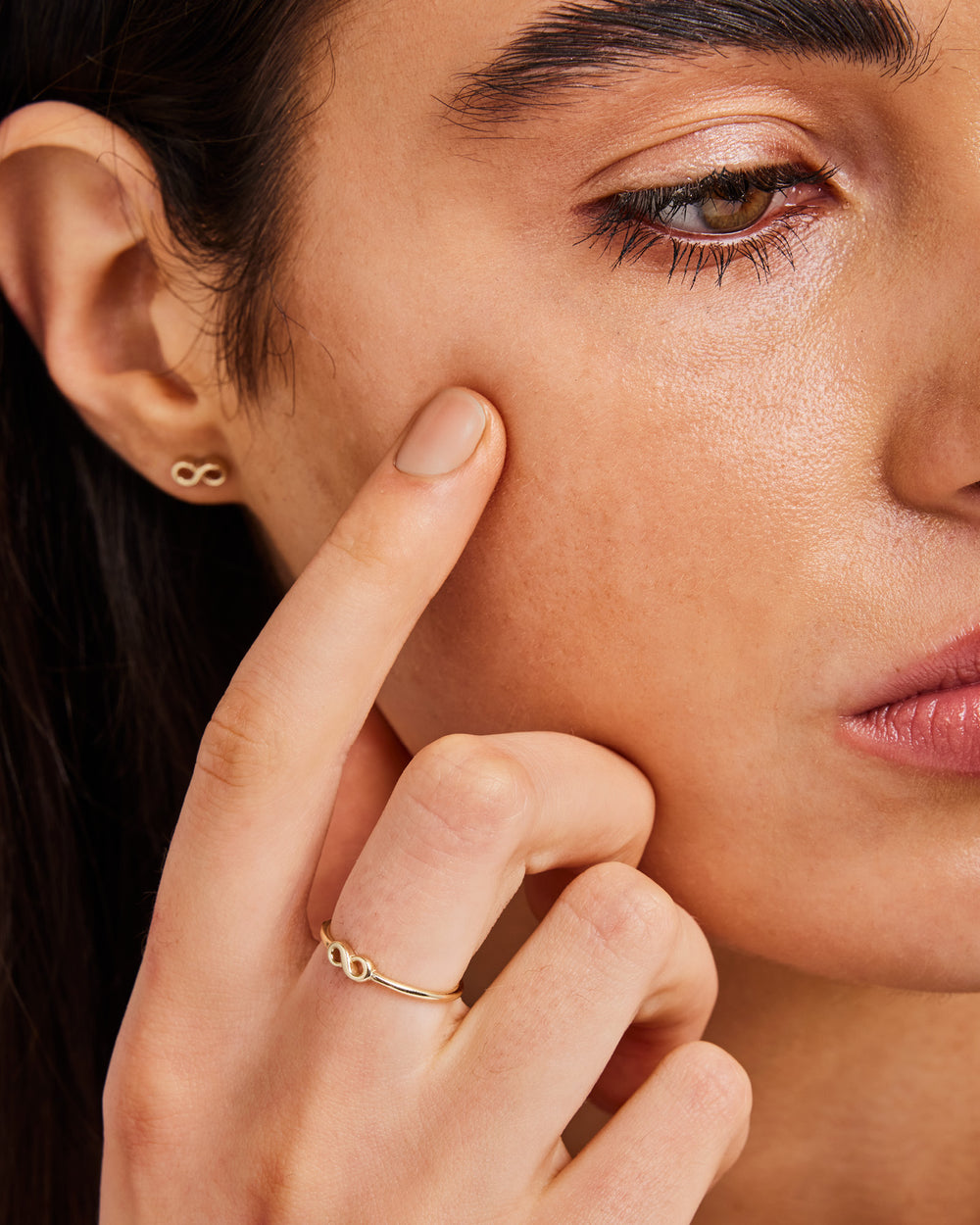 Infinity Ring in Yellow Gold