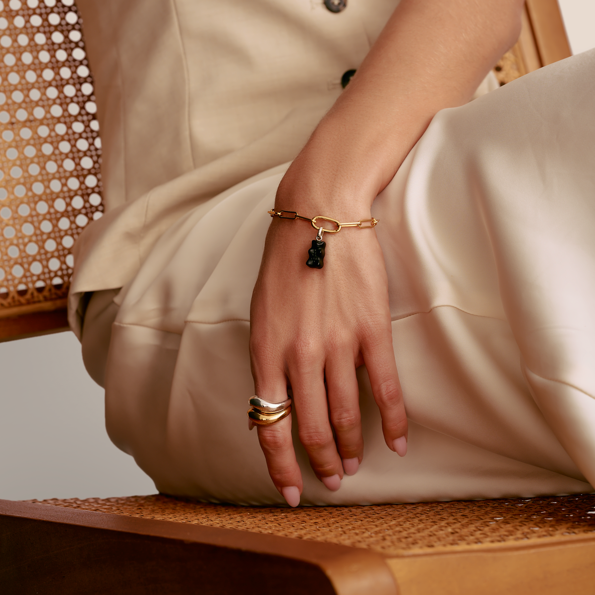 Thomas Sabo Connect Charm Goldbear In Black