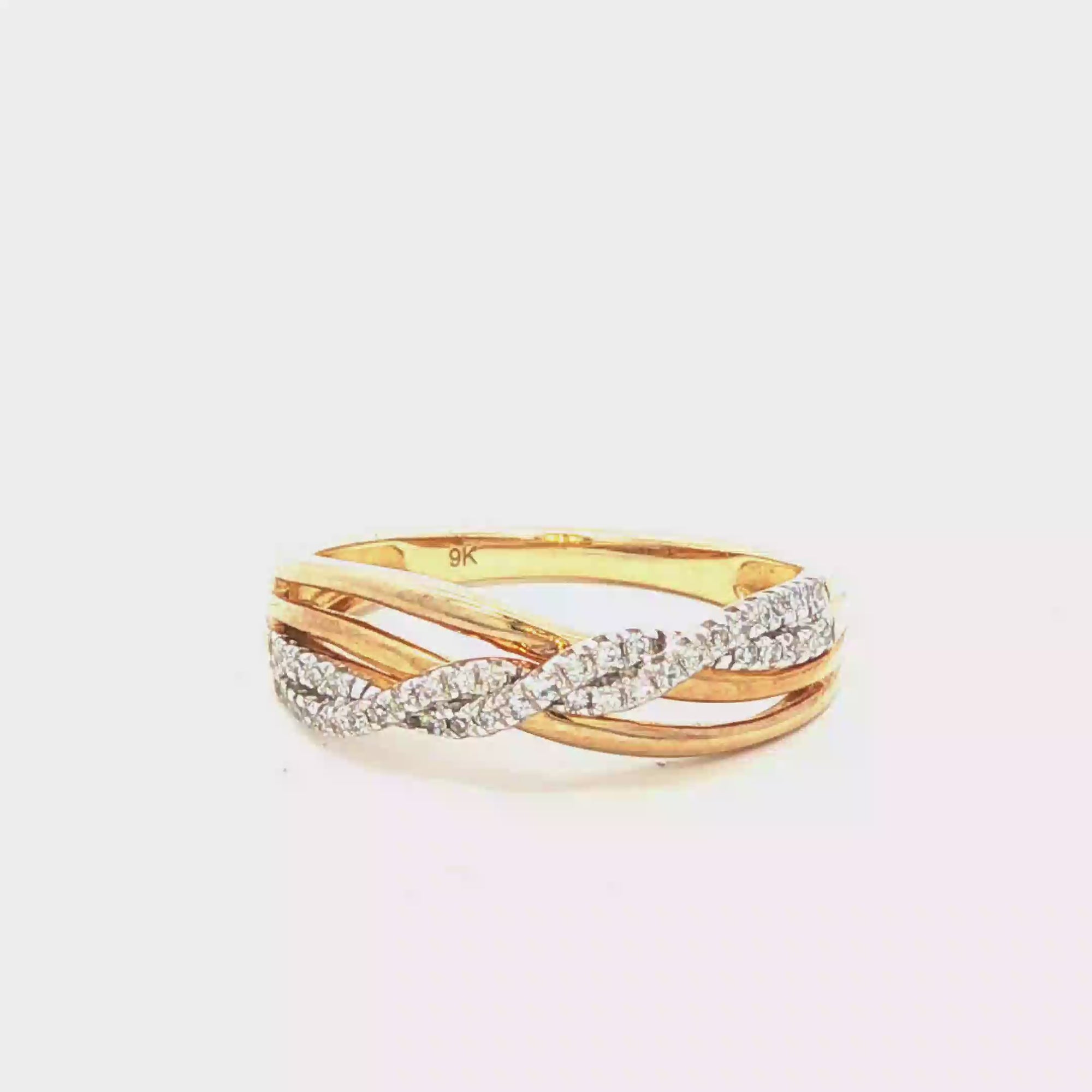 Yellow Gold Band Ring with Brilliant Cut Diamonds