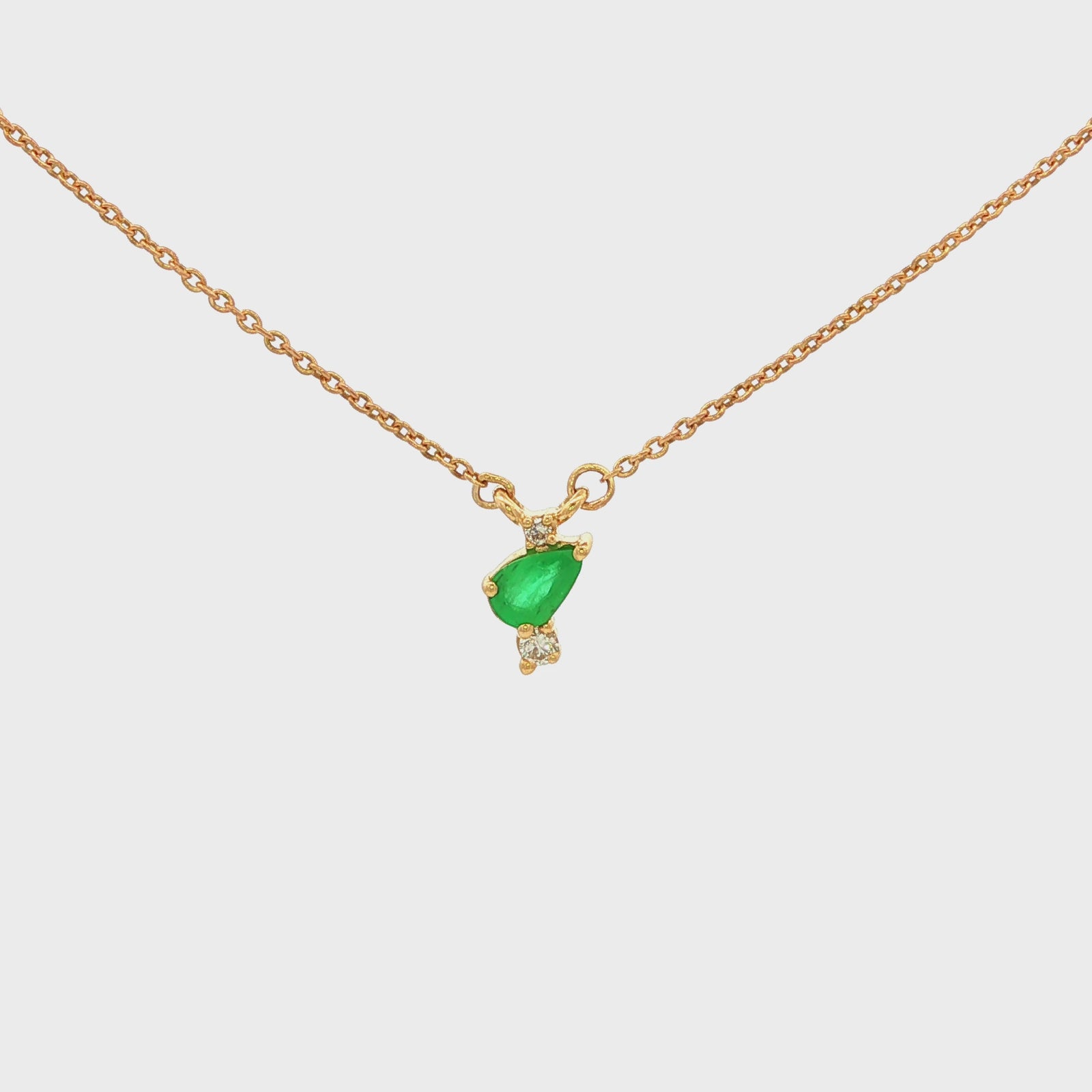Pear Emerald Necklace in Yellow Gold