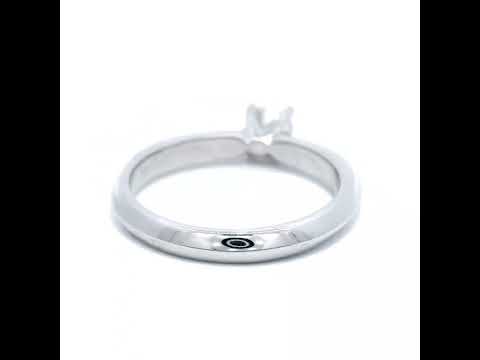 Diamond Solitaire Ring in White Gold