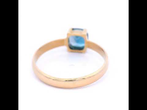 Cusion Cut London Blue Topaz in a 4 Claws Setting Yellow Gold Dress Ring