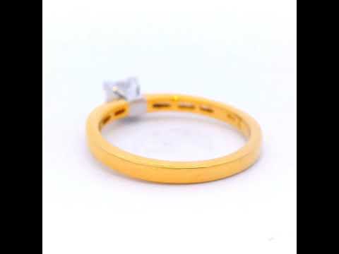 Diamond Set in Yellow Gold Ring